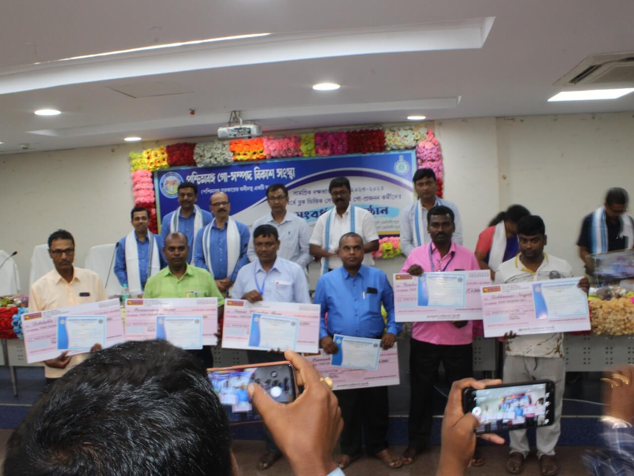 Felicitation to AI workers