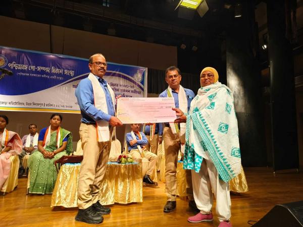 Felicitation to AI workers